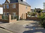 2 bedroom flat for rent in Nicholson Road, Croydon, CR0