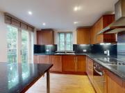 2 bedroom flat for rent in North Grange Mount, Leeds, LS6