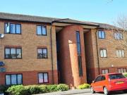 2 bedroom flat for rent in Old Harlow Essex CM17
