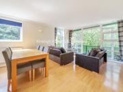 2 bedroom flat for rent in Onega Gate, Surrey Quays,...