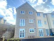 2 bedroom flat for rent in Oxleaze Way Paulton Bristol BS39