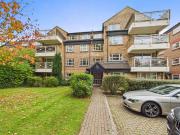 2 bedroom flat for rent in Park Road, Beckenham, BR3