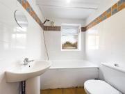 2 bedroom flat for rent in Pembroke Road, Walthamstow, E17