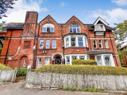 2 bedroom flat for rent in Pine Tree Glen, Bournemouth,...