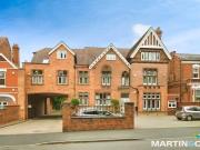 2 bedroom flat for rent in Portland Court, Portland...