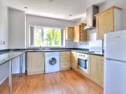 2 bedroom flat for rent in Powderham Drive, Cardiff...