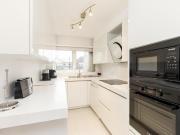2 bedroom flat for rent in Priors Lodge, 56 58 Richmond...