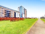 2 bedroom flat for rent in Prospect Place, Cardiff Bay,...