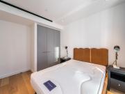 2 bedroom flat for rent in Prospect Way London SW11