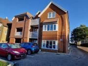 2 Bedroom Flat For Rent In Purley Downs Road