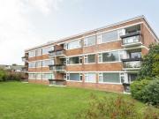 2 Bedroom Flat For Rent In Rayleigh Road