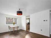 2 bedroom flat for rent in Regency Court, Park Close,...