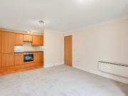 2 bedroom flat for rent in Richmond House, Lawrence...