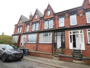 2 bedroom flat for rent in Roman Place, Leeds, West...