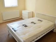 2 bedroom flat for rent in Romford Road, London, E7