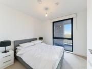 2 bedroom flat for rent in Roosevelt Tower, 18...