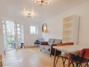 2 bedroom flat for rent in Rowan House Victoria Park E3