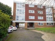 2 bedroom flat for rent in Rowsham Court, South Hill...