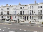 2 bedroom flat for rent in Seaside, Eastbourne, BN22