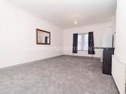 2 bedroom flat for rent in Seven Sisters Road, London N4