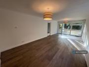 2 bedroom flat for rent in Shirley Road, Wallington, SM6 2 bedroom flat for rent in Shirley Road, Wallington, SM6
