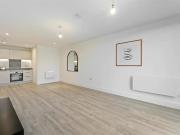 2 bedroom flat for rent in St. Albans Road, Watford,...