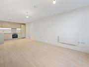 2 bedroom flat for rent in St. Albans Road, Watford,...