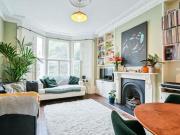 2 Bedroom Flat For Rent In Stroud Green, London