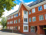 2 bedroom flat for rent in Sutton Court Road, Sutton,...