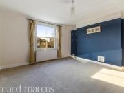 2 bedroom flat for rent in Sutton Lane South, London, W4