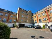 2 bedroom flat for rent in The Piazza, Eastbourne, East... 2 bedroom flat for rent in The Piazza, Eastbourne, East...
