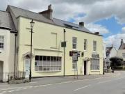 2 bedroom flat for rent in The Plain, Thornbury, South...