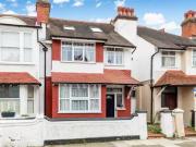 2 bedroom flat for rent in Thirsk Road, Mitcham, CR4