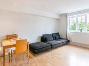 2 bedroom flat for rent in Thorpe Road Egham Surrey TW18