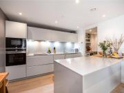 2 bedroom flat for rent in Upper Richmond Road, Putney...