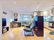 2 bedroom flat for rent in Vivian Avenue, London, NW4
