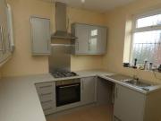 2 bedroom flat for rent in Wallsend Road tyne and wear...