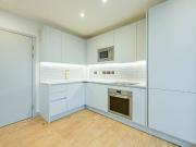 2 bedroom flat for rent in Walthamstow Central,...