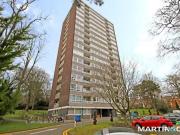 2 bedroom flat for rent in Warwick Crest, Arthur Road,...