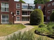 2 bedroom flat for rent in Water Gardens, BH8
