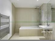 2 bedroom flat for rent in Wellington Street London SE18