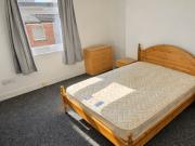 2 bedroom flat for rent in Wellington Street, Luton, LU1