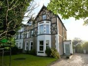 2 Bedroom Flat For Rent In West Kirby