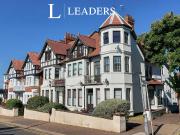 2 bedroom flat for rent in Westcliff Avenue, Westcliff...