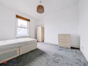 2 bedroom flat for rent in Whipps Cross Road, London, E11