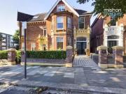 2 bedroom flat for rent in Wilbury Villas, Hove, East...