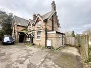 2 bedroom flat for rent in Wimborne Road, Bournemouth,...