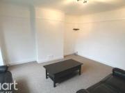 2 bedroom flat for rent in Winchmore Hill Road N21