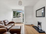 2 bedroom flat for rent in Windlesham Grove, London,... 2 bedroom flat for rent in Windlesham Grove, London,...