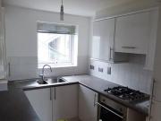 2 bedroom flat for rent in Wolborough Street Newton...